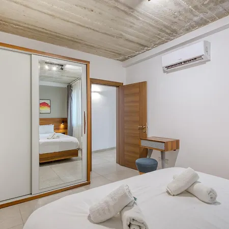 4br Modern Retreat With Pool Access In Swieqi Апартаменты *