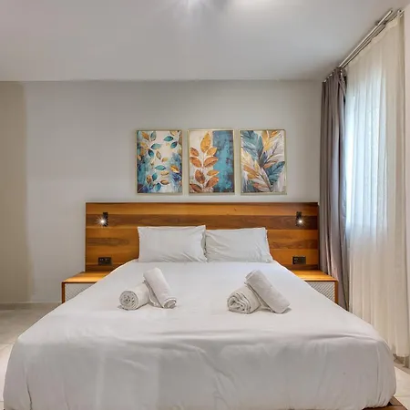 Апартаменты 4br Modern Retreat With Pool Access In Swieqi *