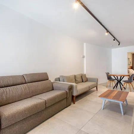 4br Modern Retreat With Pool Access In Swieqi Сент Джулианс