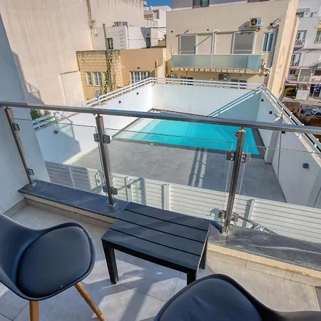 4br Modern Retreat With Pool Access In Swieqi Сент Джулианс