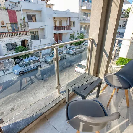 Апартаменты 4br Modern Retreat With Pool Access In Swieqi